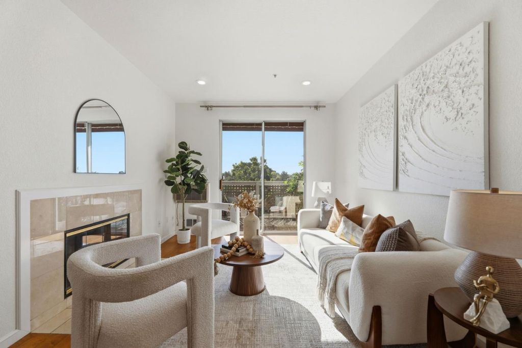 250 Santa Fe Terrace 320, Sunnyvale, CA 94085
