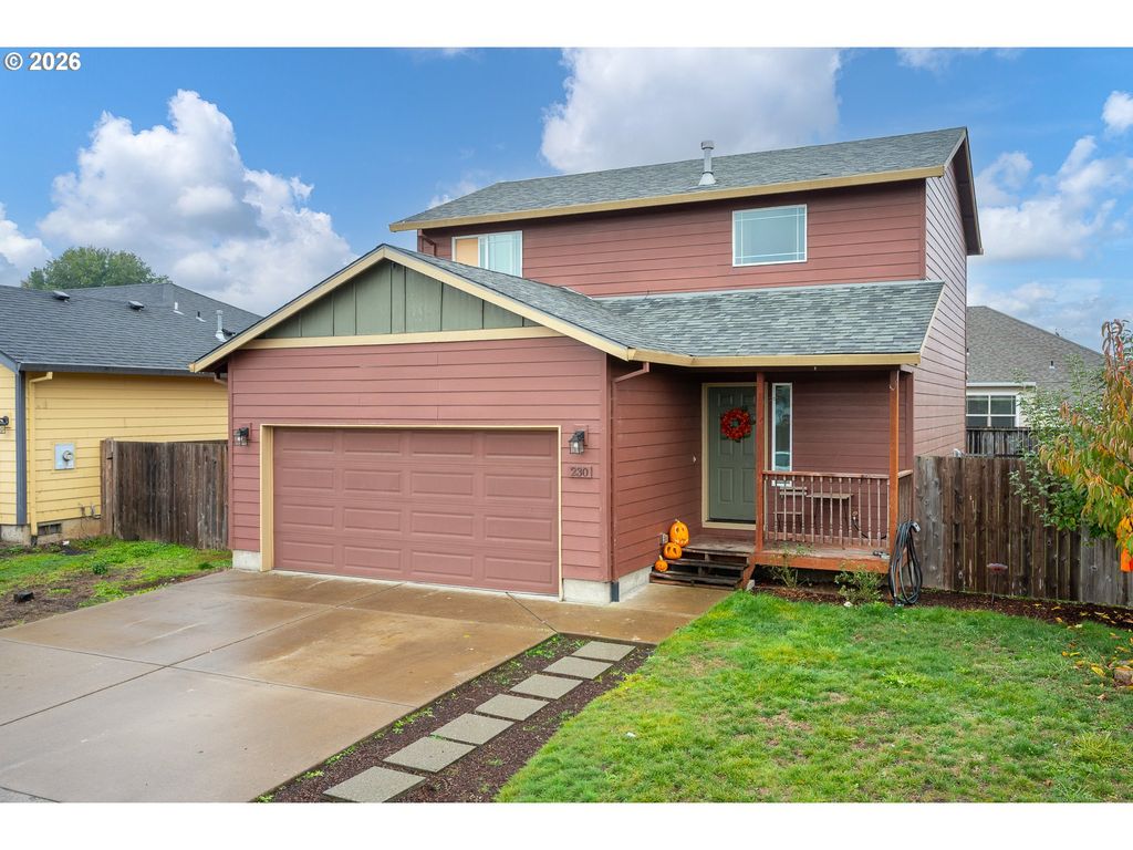 Image 1 of property listing at 230 Nw SAGAN Loop, Sheridan, OR 97378