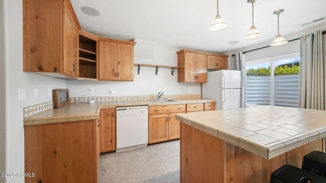 694 E 260 S, Midway, UT 84049