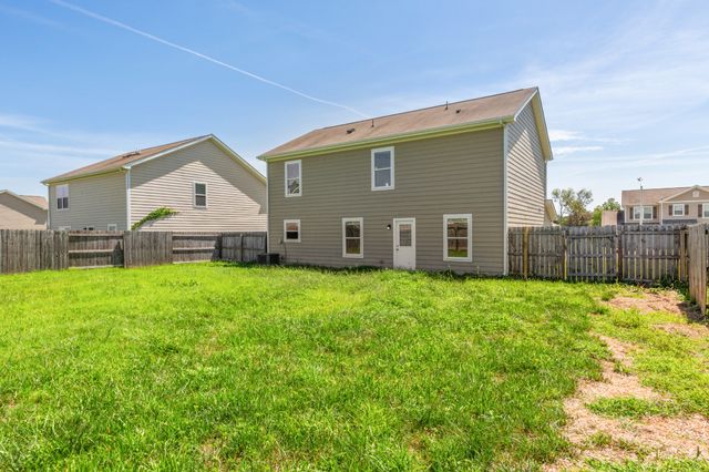 3117 Dizzy Dean Dr, Murfreesboro, TN 37128