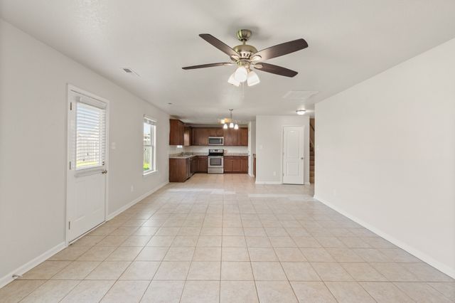 3117 Dizzy Dean Dr, Murfreesboro, TN 37128