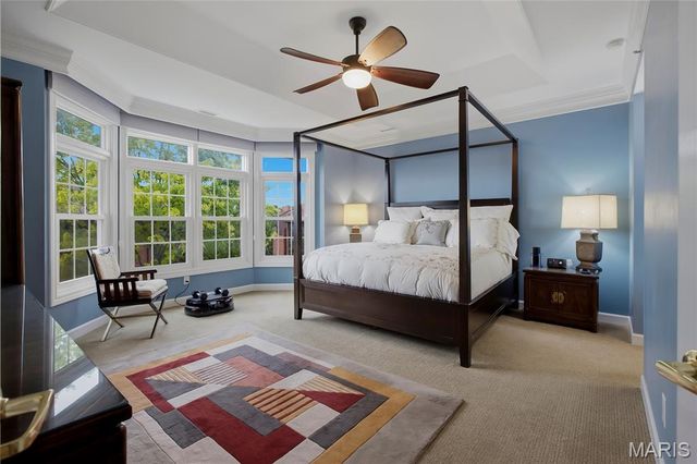 561 Sarah Lane 303, Creve Coeur, MO 63141