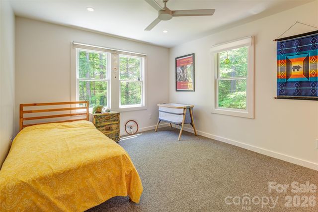 136 Graveyard Road, Fairview, NC 28730