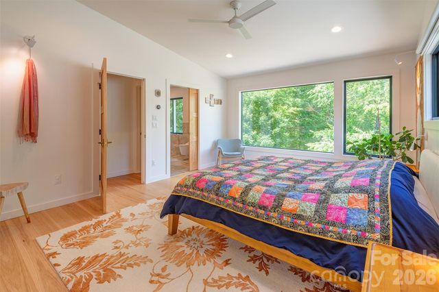 136 Graveyard Road, Fairview, NC 28730