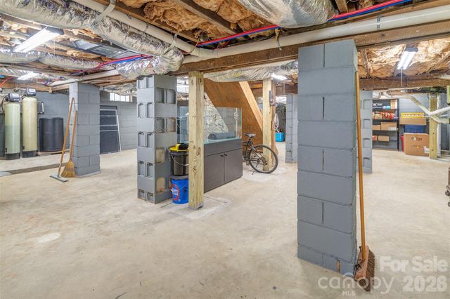 136 Graveyard Road, Fairview, NC 28730