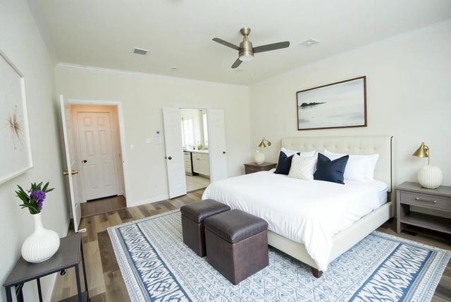 1919 Oakhurst Parkway, Sugar Land, TX 77479