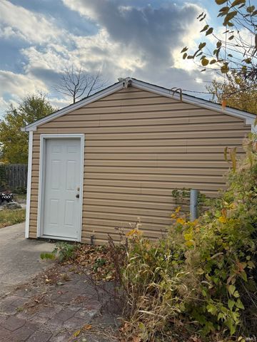 736 N Lafontaine Street, Huntington, IN 46750