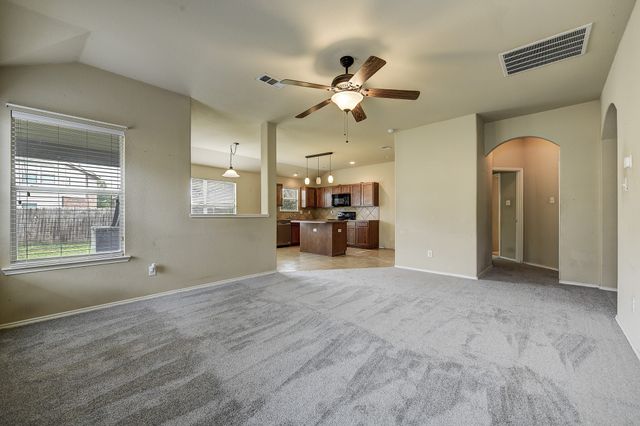 2041 Meadow View Drive, Princeton, TX 75407