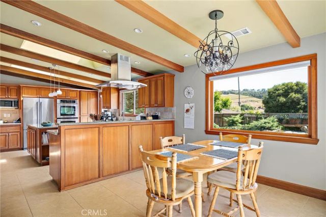 6020 Joan Place, San Luis Obispo, CA 93401