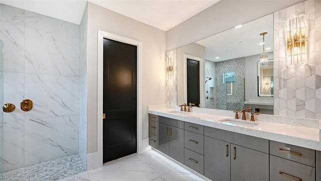 1046 BLUE SHELL LOOP, Sarasota, FL 34240