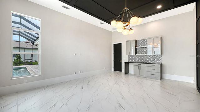 1046 BLUE SHELL LOOP, Sarasota, FL 34240