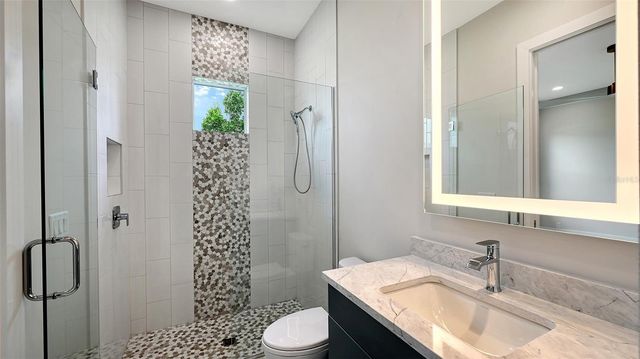 1046 BLUE SHELL LOOP, Sarasota, FL 34240
