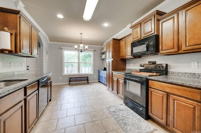115 Earnhardt, Cabot, AR 72023