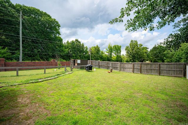 115 Earnhardt, Cabot, AR 72023
