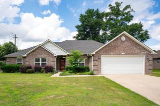 115 Earnhardt, Cabot, AR 72023