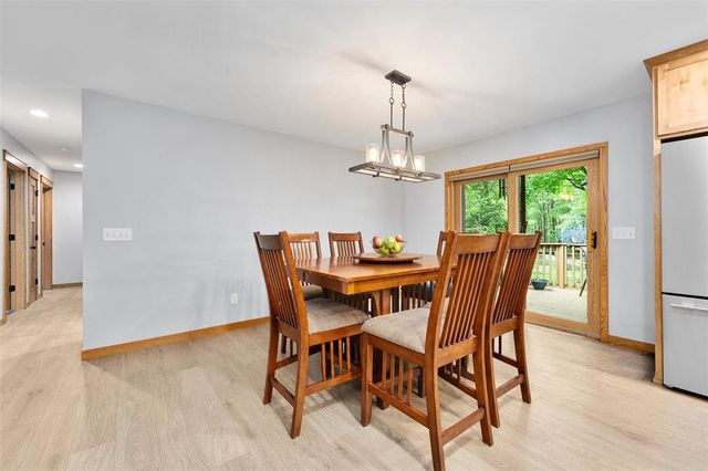 642 S 57th Avenue, Eau Claire, WI 54703