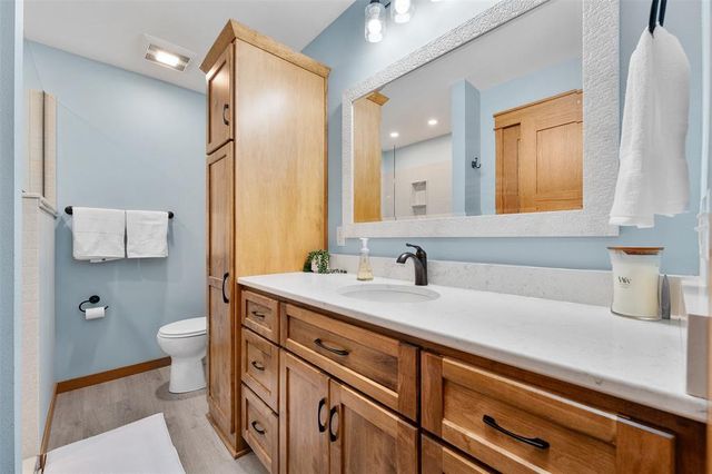 642 S 57th Avenue, Eau Claire, WI 54703