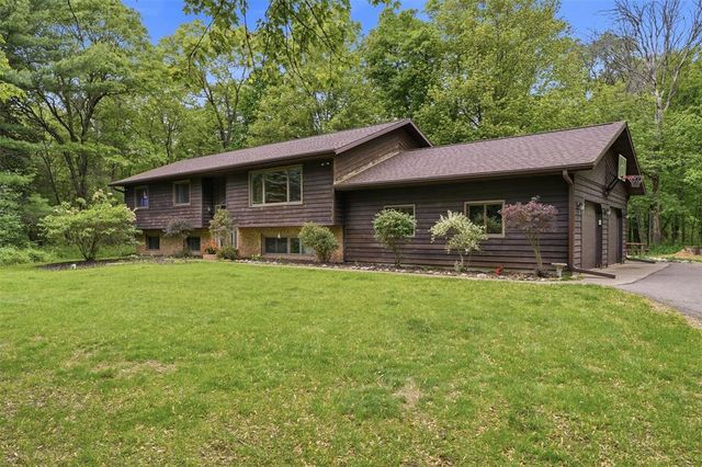 642 S 57th Avenue, Eau Claire, WI 54703