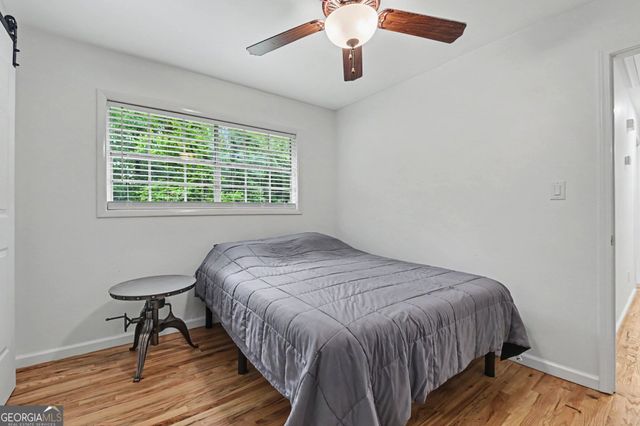 2216 Chestnut Log Drive, Lithia Springs, GA 30122