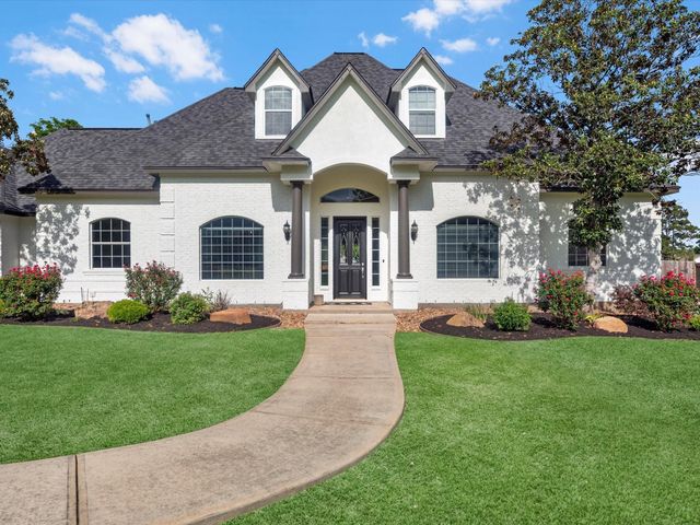 720 Mountain View Drive, Montgomery, TX 77356