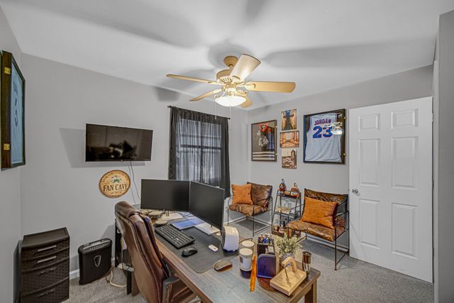 768 Devonshire Road, Valparaiso, IN 46385