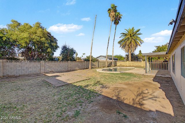 2148 W SHARON Avenue, Phoenix, AZ 85029