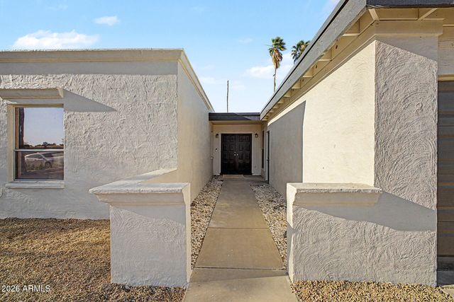 2148 W SHARON Avenue, Phoenix, AZ 85029