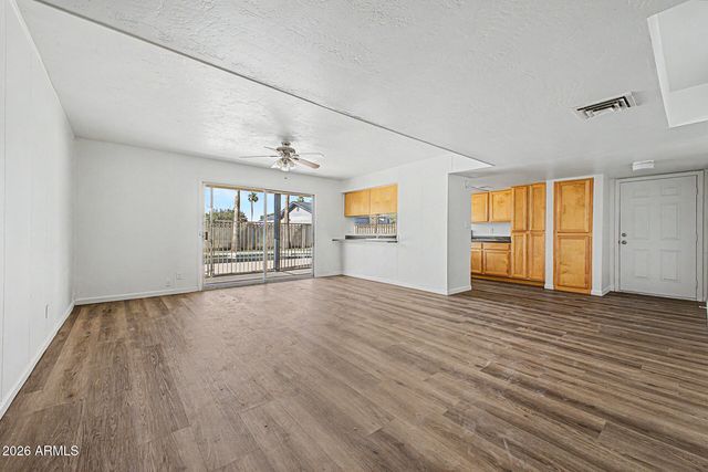 2148 W SHARON Avenue, Phoenix, AZ 85029