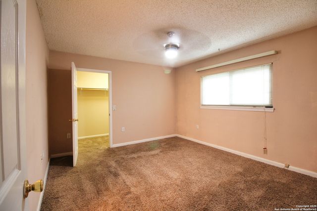 6106 LITTLE BRANDYWINE CRK, San Antonio, TX 78233