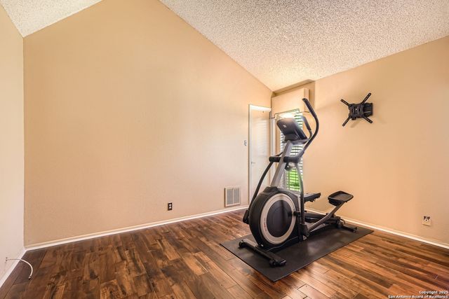 13215 Hunters Spring St, San Antonio, TX 78230