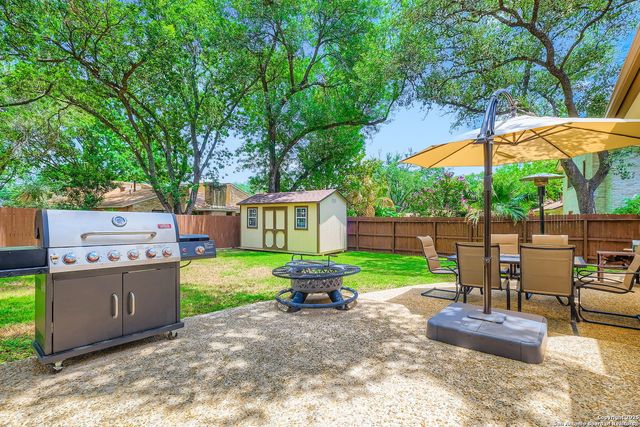 13215 Hunters Spring St, San Antonio, TX 78230