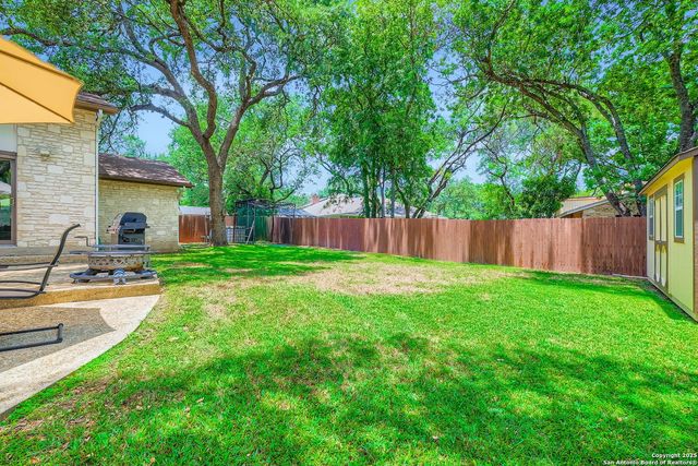13215 Hunters Spring St, San Antonio, TX 78230