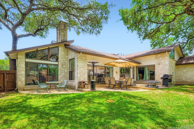 13215 Hunters Spring St, San Antonio, TX 78230