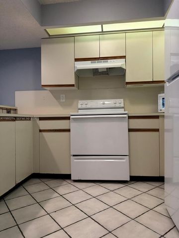 8810 SW 132nd Pl 307DN, Miami, FL 33186