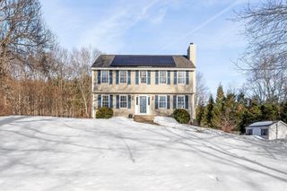 112 Providence Rd, Westford, MA 01886