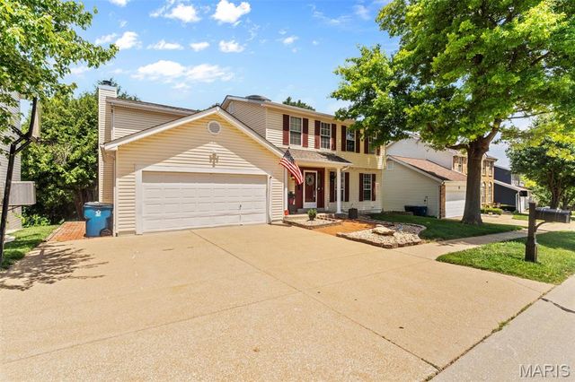 2430 Riverwood Trails Drive, Florissant, MO 63031