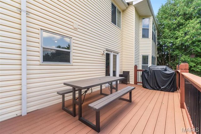 2430 Riverwood Trails Drive, Florissant, MO 63031