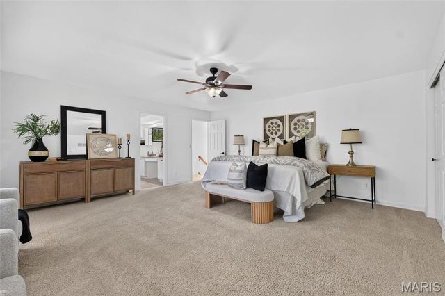 2430 Riverwood Trails Drive, Florissant, MO 63031