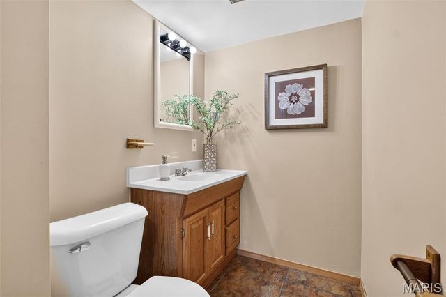 2430 Riverwood Trails Drive, Florissant, MO 63031