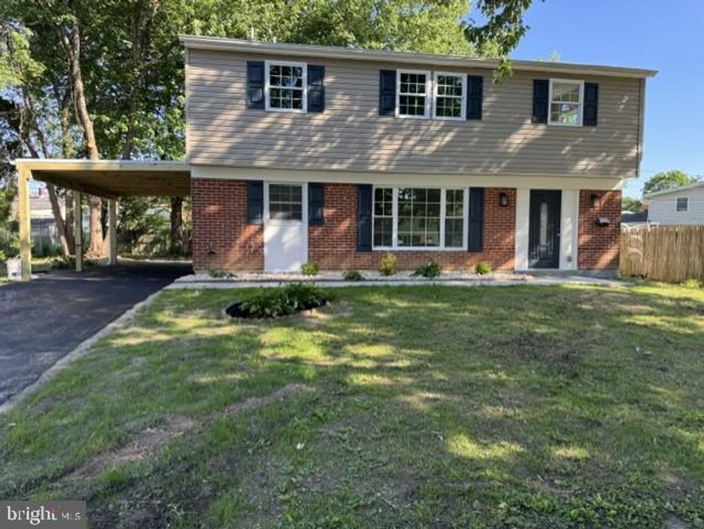 403 ROSEWOOD DR, Newark, DE 19713