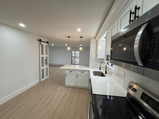 800 Bearses Way APT 5NB, Hyannis, MA 02601