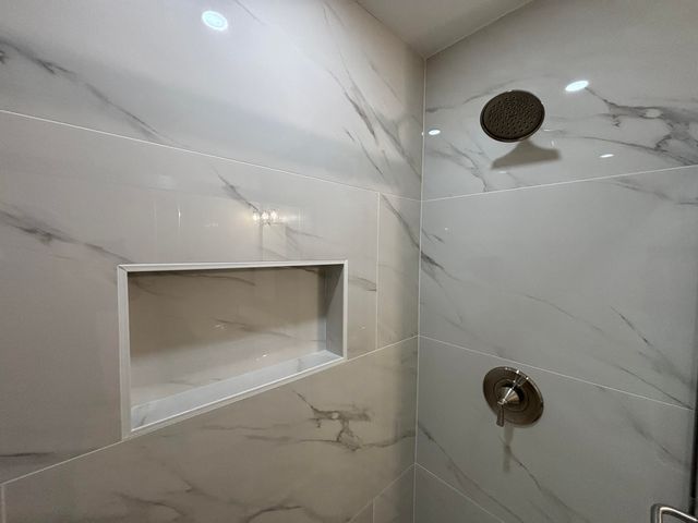 800 Bearses Way APT 5NB, Hyannis, MA 02601