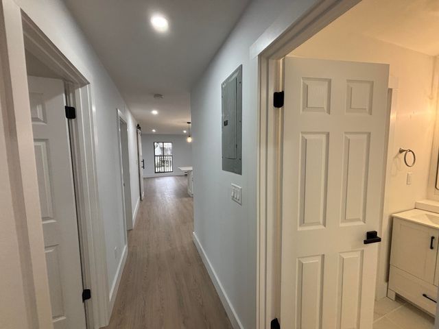 800 Bearses Way APT 5NB, Hyannis, MA 02601