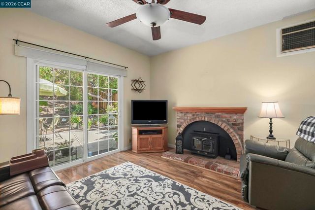 2259 Shasta CT, Martinez, CA 94553