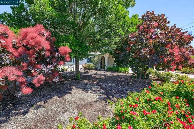 2259 Shasta CT, Martinez, CA 94553