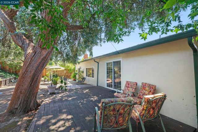 2259 Shasta CT, Martinez, CA 94553