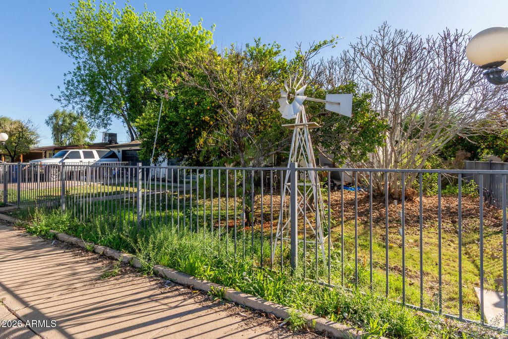 1615 E HUDSON Drive, Tempe, AZ 85281 — photo 4