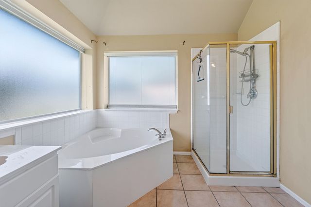 1645 Castle Pines Drive, Frisco, TX 75036