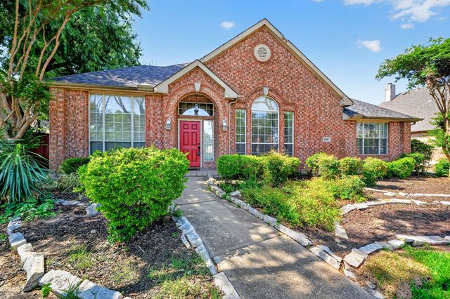 1645 Castle Pines Drive, Frisco, TX 75036