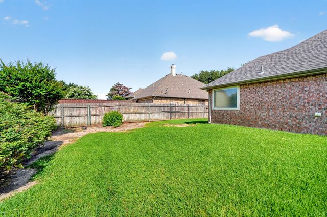 1645 Castle Pines Drive, Frisco, TX 75036